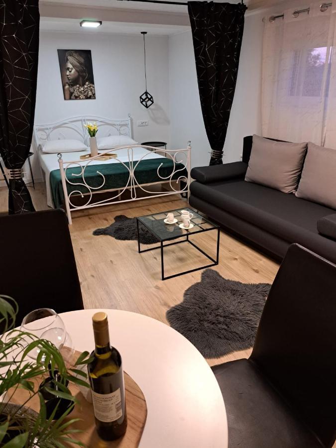 자다르 Studio Apartman Maris 아파트 외부 사진